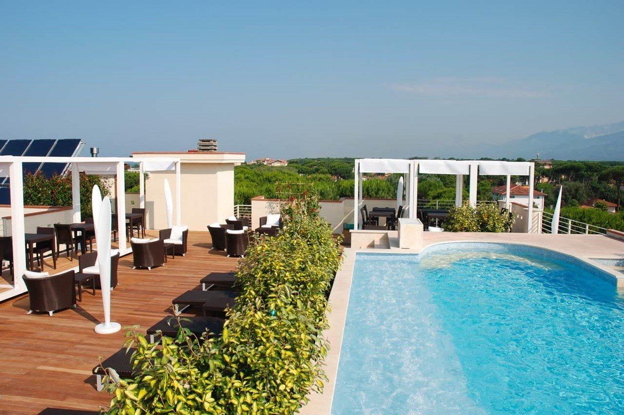 Zen Hotel Versilia Марина-ди-Пьетрасанта Экстерьер фото