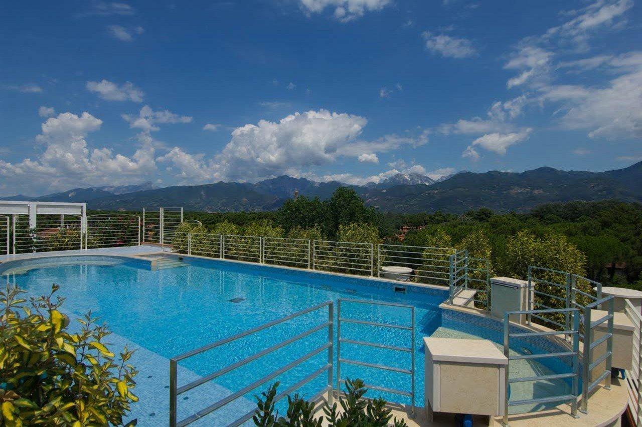 Zen Hotel Versilia Марина-ди-Пьетрасанта Экстерьер фото