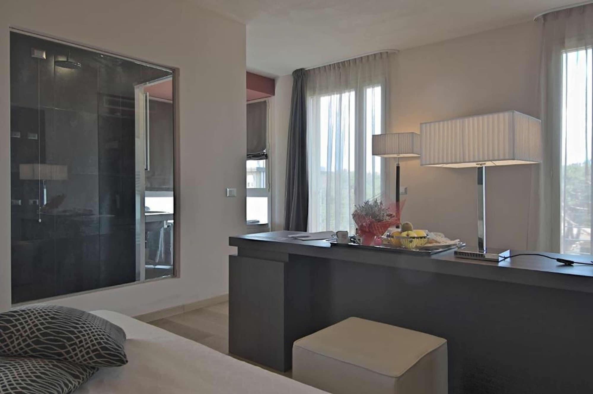 Zen Hotel Versilia Марина-ди-Пьетрасанта Экстерьер фото