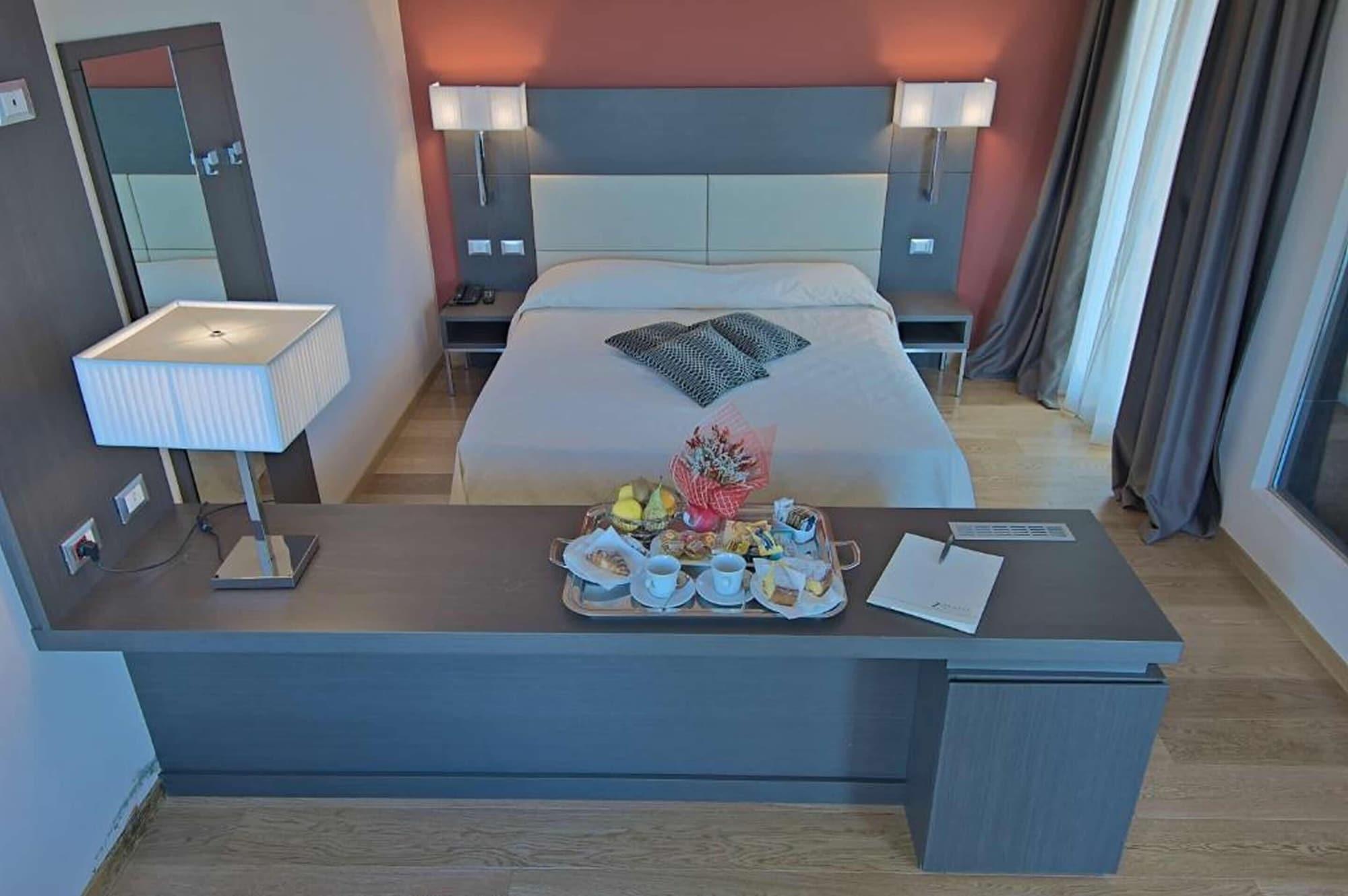 Zen Hotel Versilia Марина-ди-Пьетрасанта Экстерьер фото