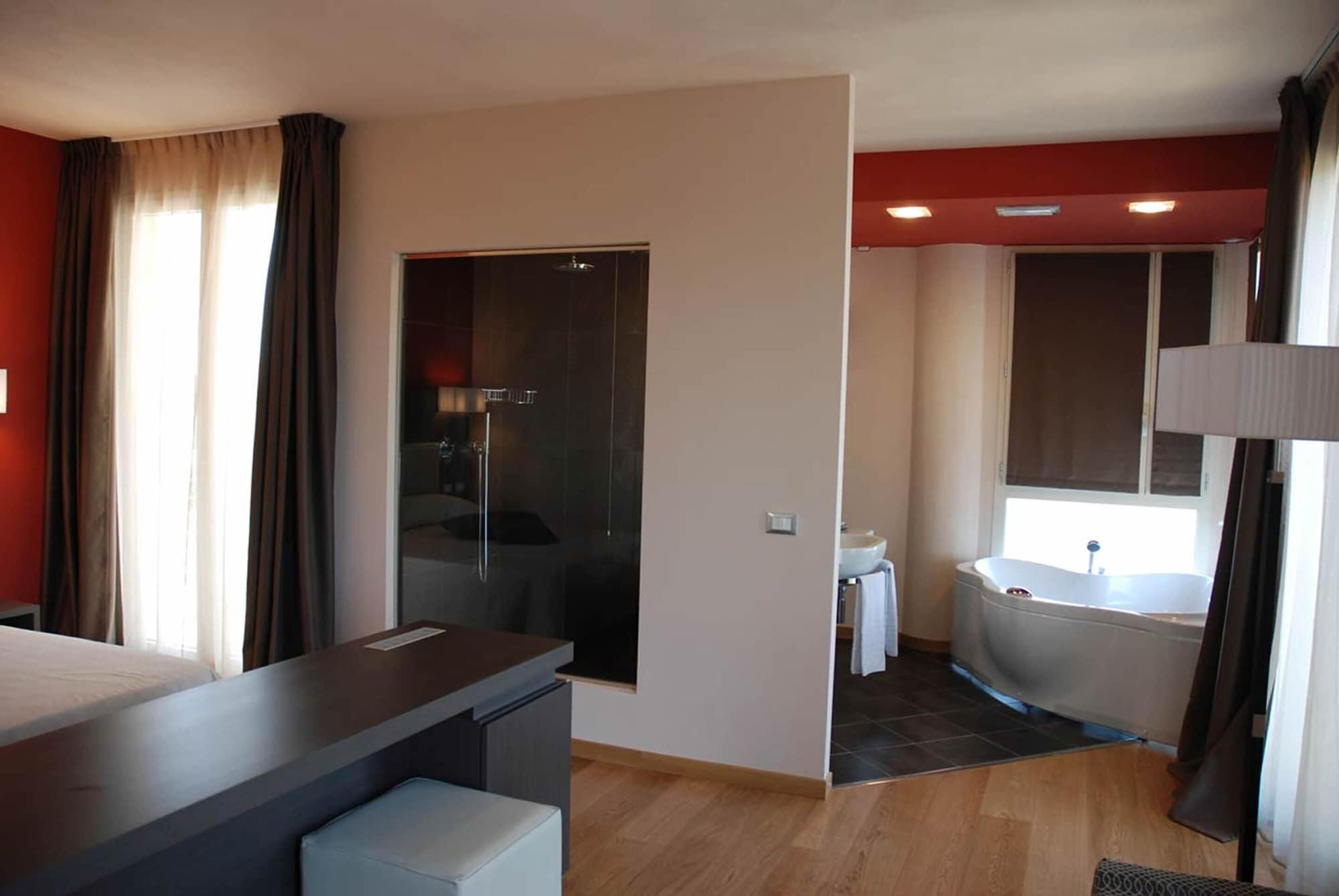 Zen Hotel Versilia Марина-ди-Пьетрасанта Экстерьер фото