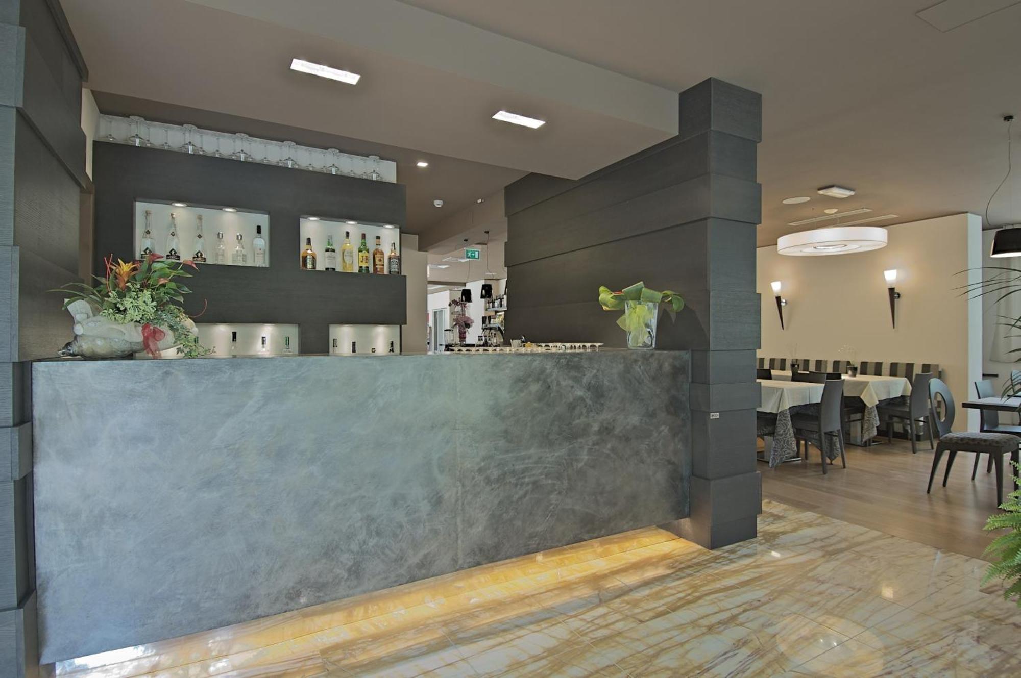 Zen Hotel Versilia Марина-ди-Пьетрасанта Экстерьер фото