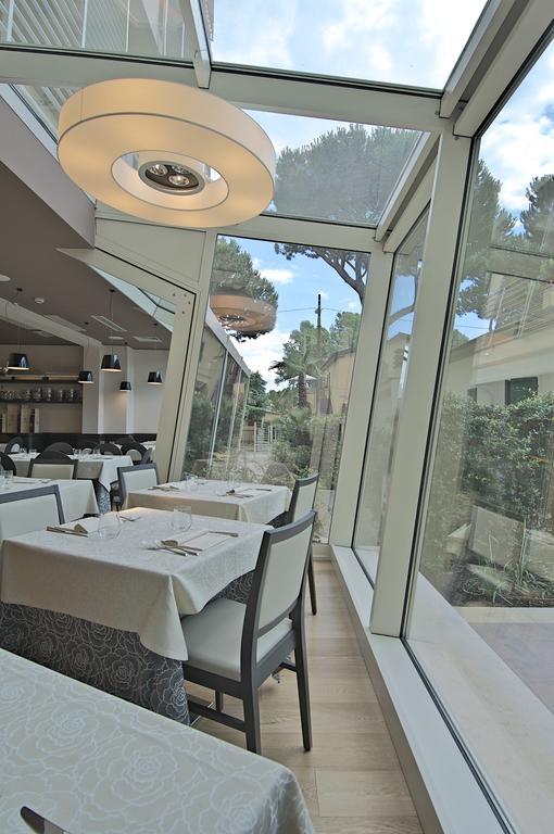 Zen Hotel Versilia Марина-ди-Пьетрасанта Экстерьер фото